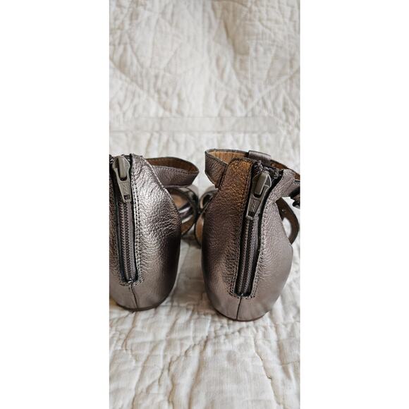 Sofft Innis Wedge Sandals Womens Sz 9.5 W Metallic Silver Leather Strappy Shoes - Picture 5 of 8